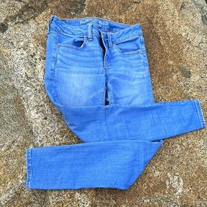 American Eagle Jegging // Size 2 Short